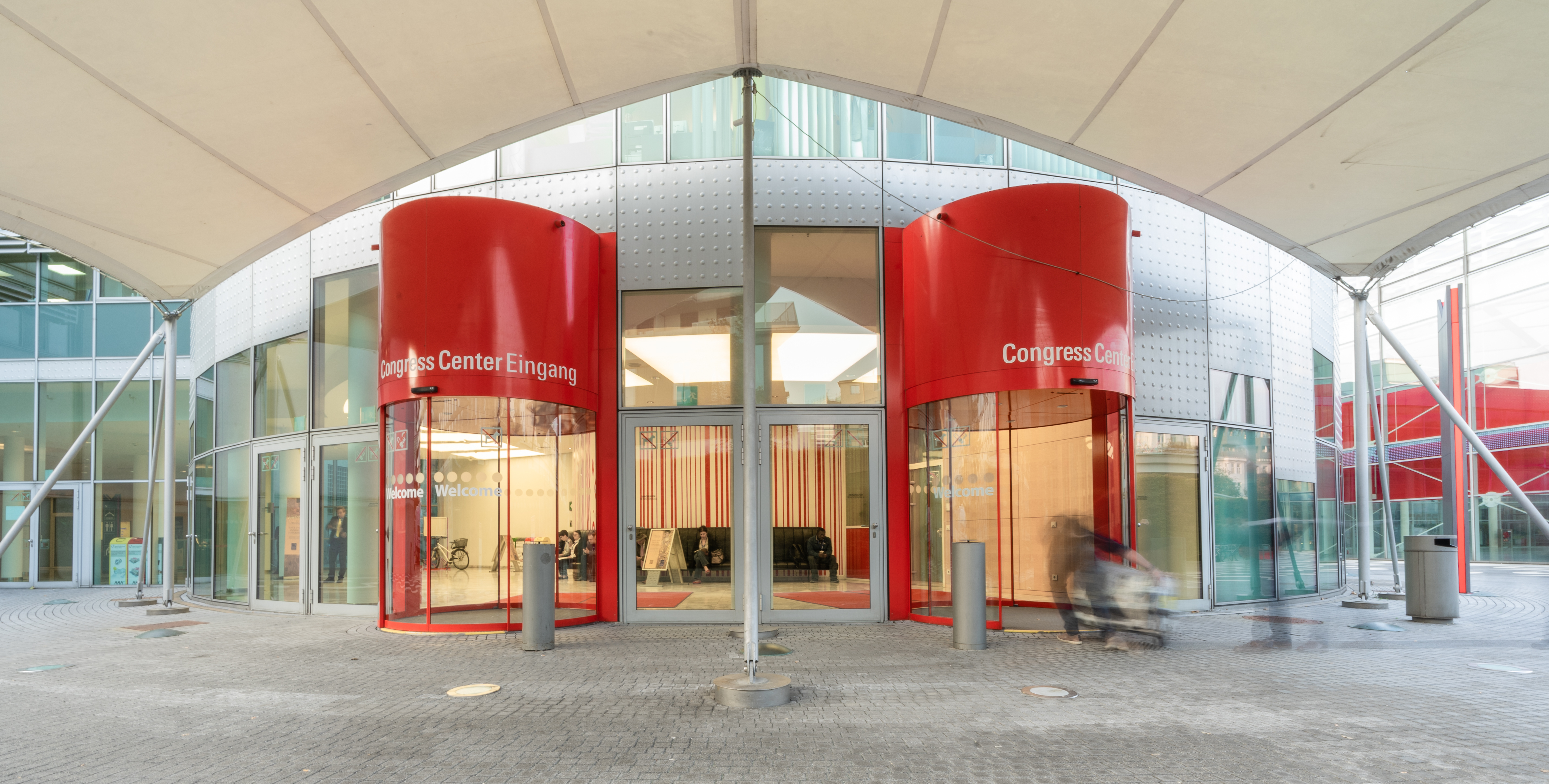 Eingang VIECON Congress Center